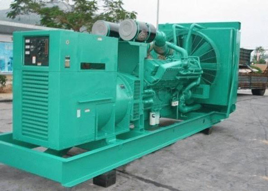 郊区75kw康明斯柴油发电车出租图片 郊区75kw康明斯柴油发电车出租图片